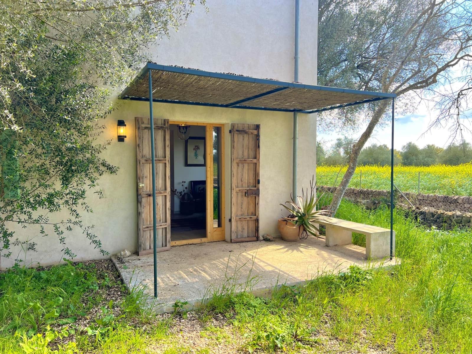 2 bedroom Finca/Country House for sale in Porreres - € 675,000 (Ref: 9721661)