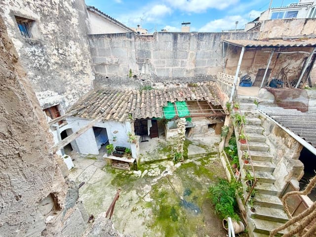 4 slaapkamer Finca/Landhuis te koop in Porreres met garage - € 990.000 (Ref: 9721662)