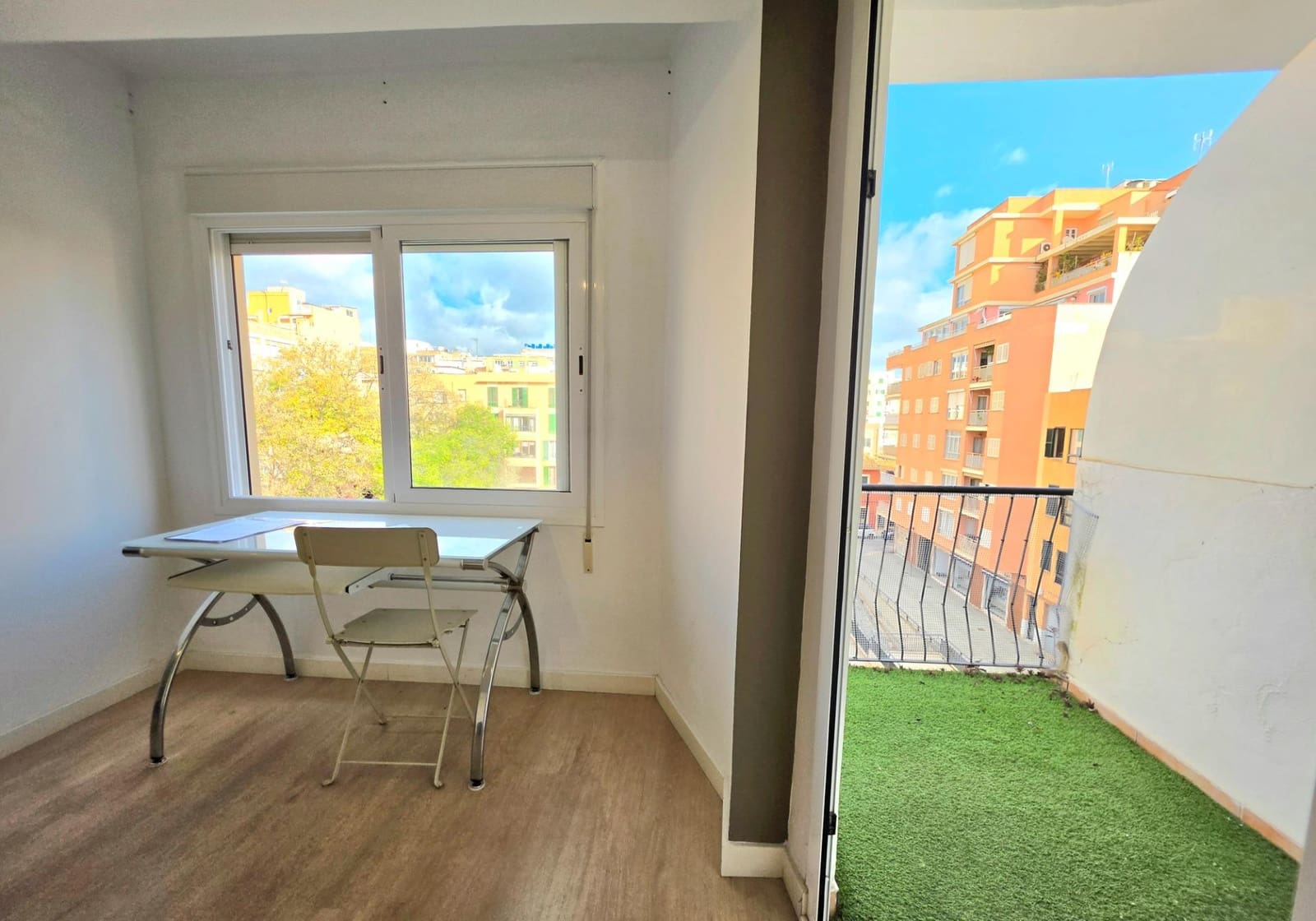 2 bedroom Flat for sale in Palma de Mallorca - € 309,000 (Ref: 9738529)