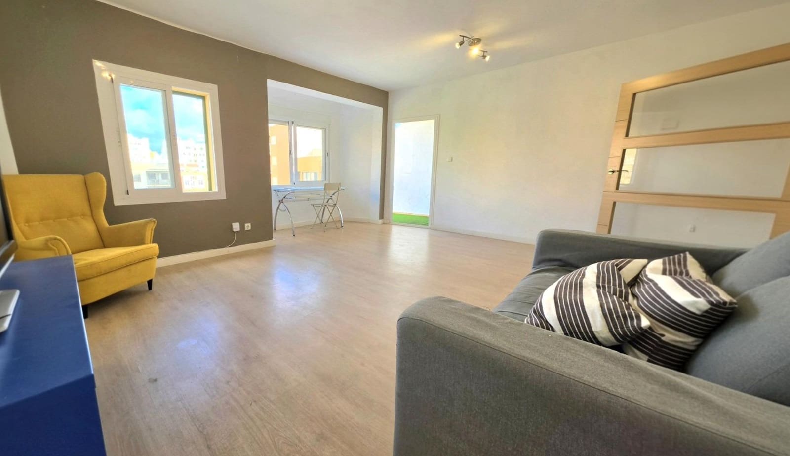 2 bedroom Flat for sale in Palma de Mallorca - € 309,000 (Ref: 9738529)