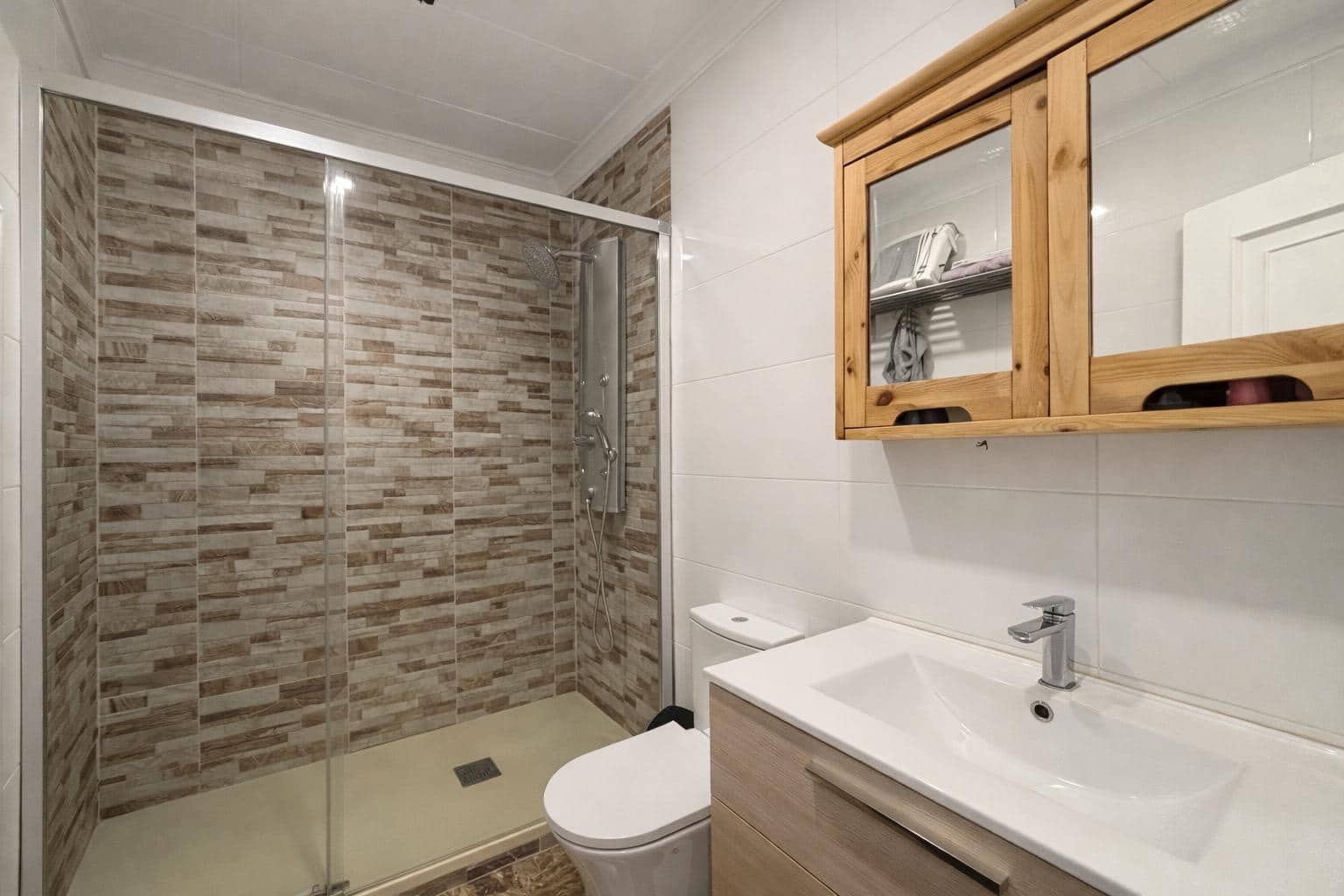 9 makuuhuone Huvila myytävänä paikassa Les Palmeres mukana uima-altaan 
autotalli - 895 000 € (Ref: 9744127)