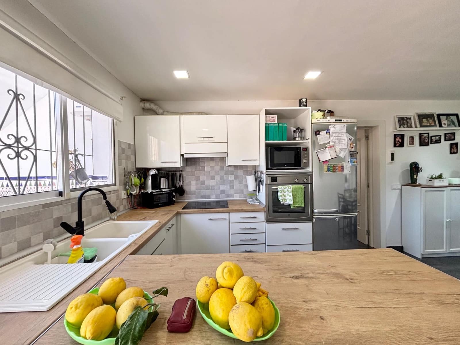 9 makuuhuone Huvila myytävänä paikassa Les Palmeres mukana uima-altaan 
autotalli - 895 000 € (Ref: 9744127)