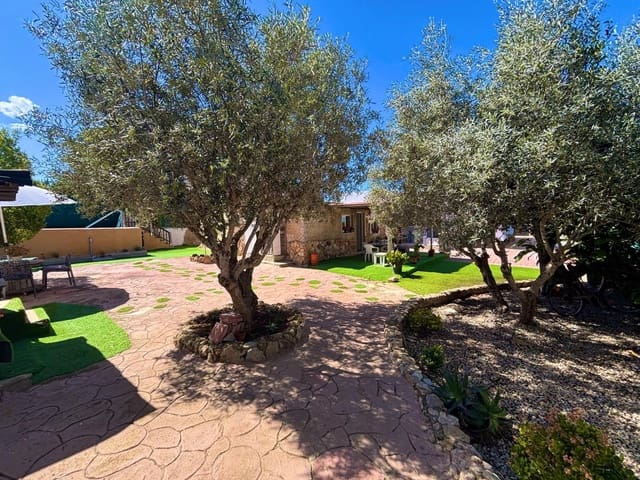 9 soverom Villa til salgs i Les Palmeres, Llucmajor med svømmebasseng garasje - € 895 000 (Ref: 9744127)