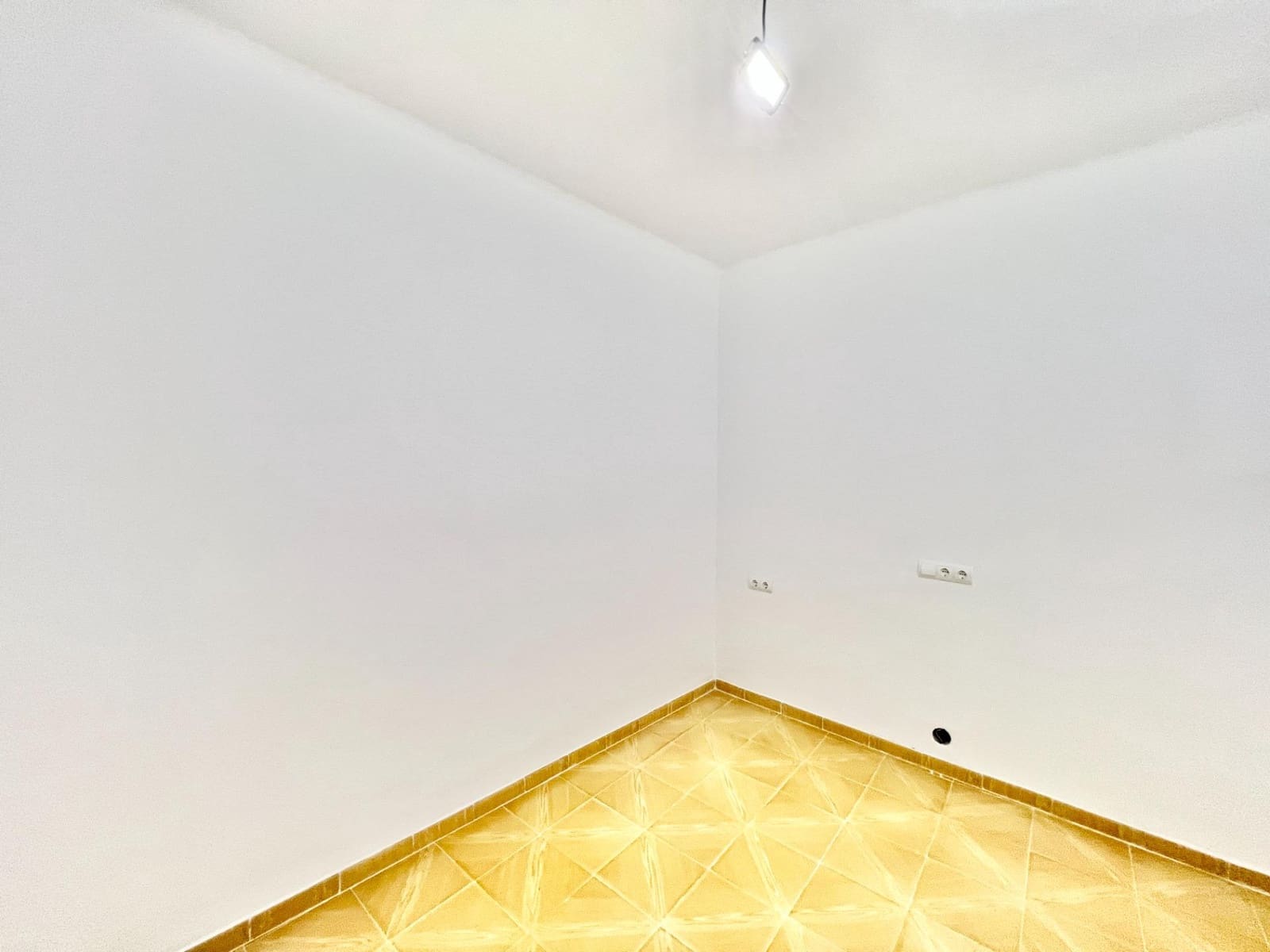 3 sovrum Lägenhet att hyra i Campos - 1 200 € (Ref: 9758931)