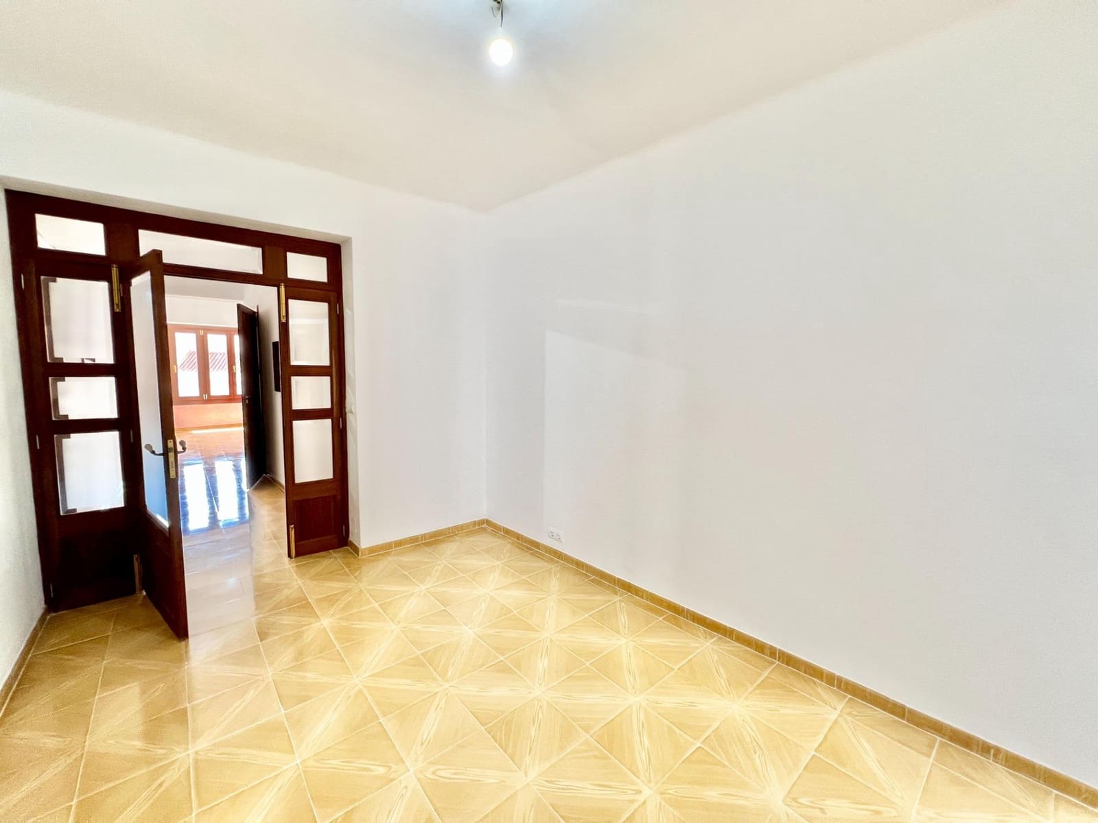 3 sovrum Lägenhet att hyra i Campos - 1 200 € (Ref: 9758931)