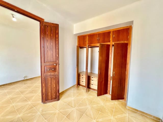 3 sovrum Lägenhet att hyra i Campos - 1 200 € (Ref: 9758931)