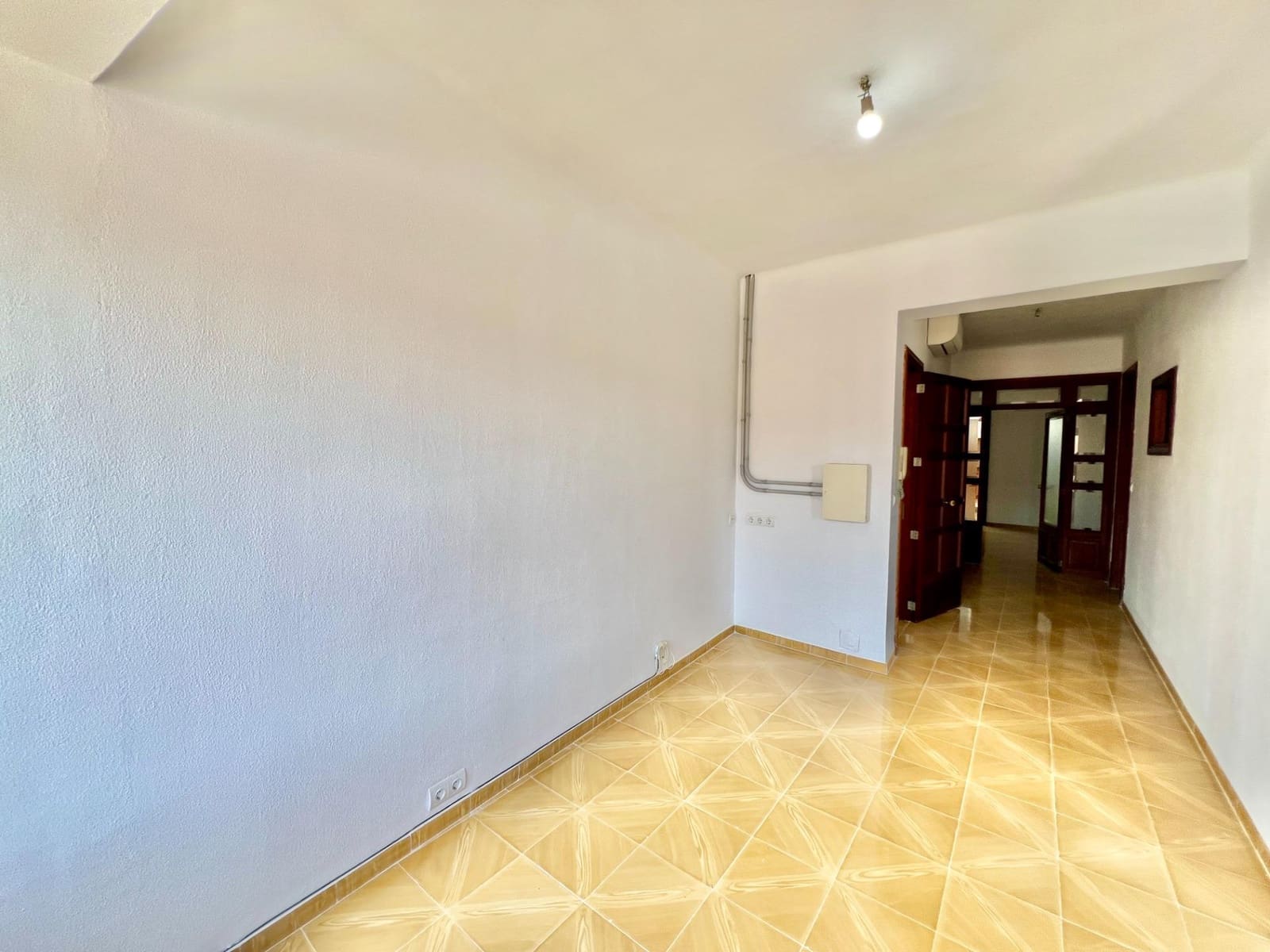 3 sovrum Lägenhet att hyra i Campos - 1 200 € (Ref: 9758931)