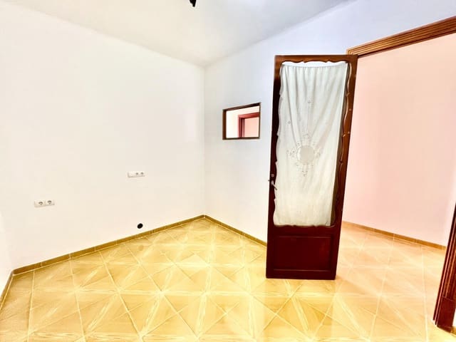 3 sovrum Lägenhet att hyra i Campos - 1 200 € (Ref: 9758931)