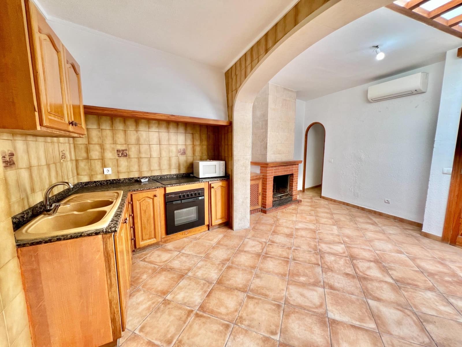 3 sovrum Lägenhet att hyra i Campos - 1 200 € (Ref: 9758931)