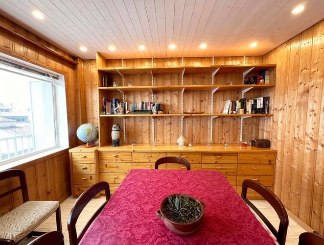 2 makuuhuone Kattohuoneisto myytävänä paikassa Ses Salines - 379 000 € (Ref: 9765120)