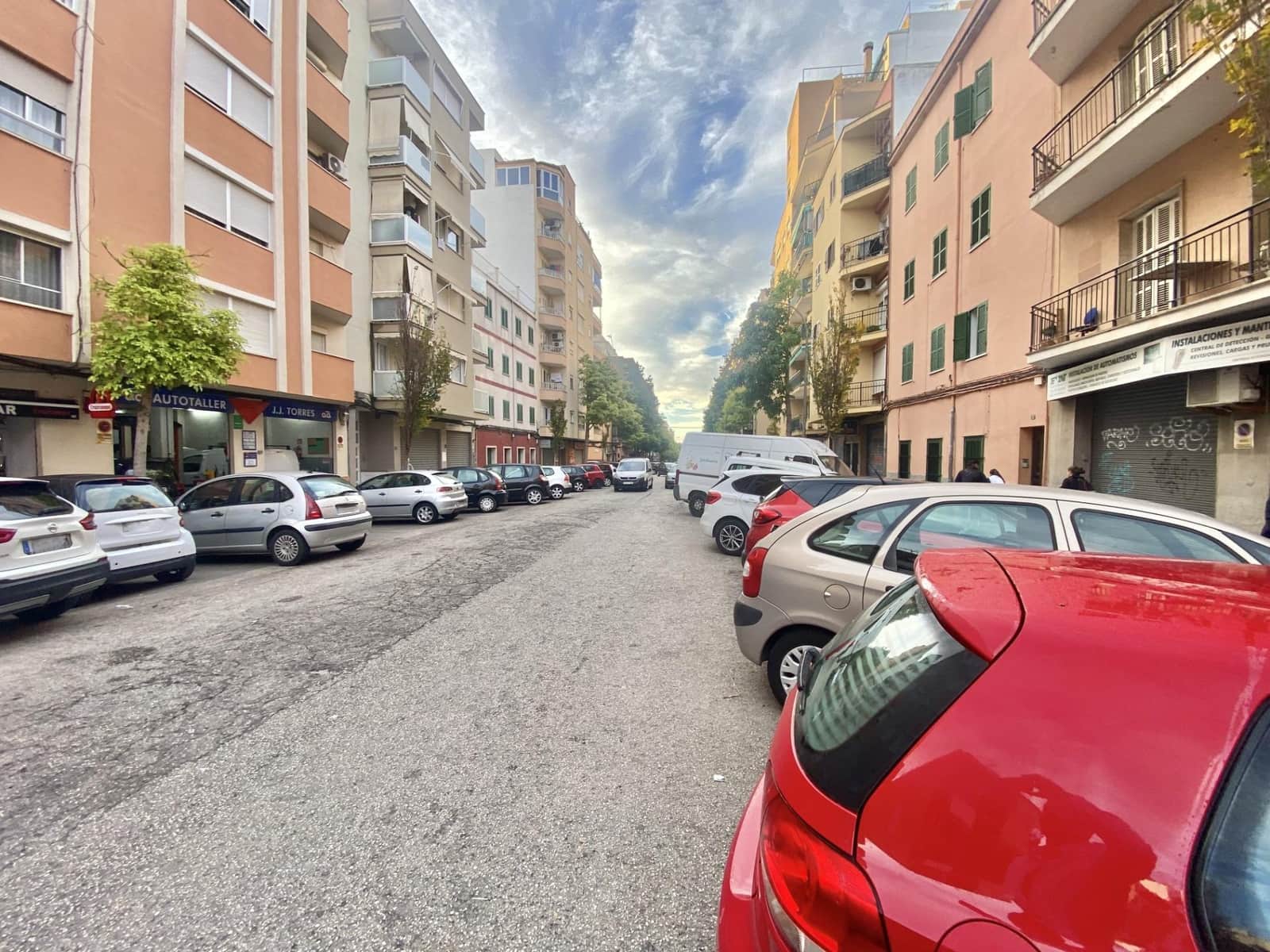 Commercial for sale in Palma de Mallorca - € 200,000 (Ref: 9770610)