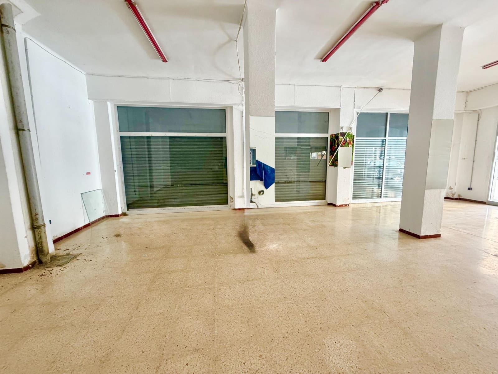 Commercial for sale in Palma de Mallorca - € 200,000 (Ref: 9770610)