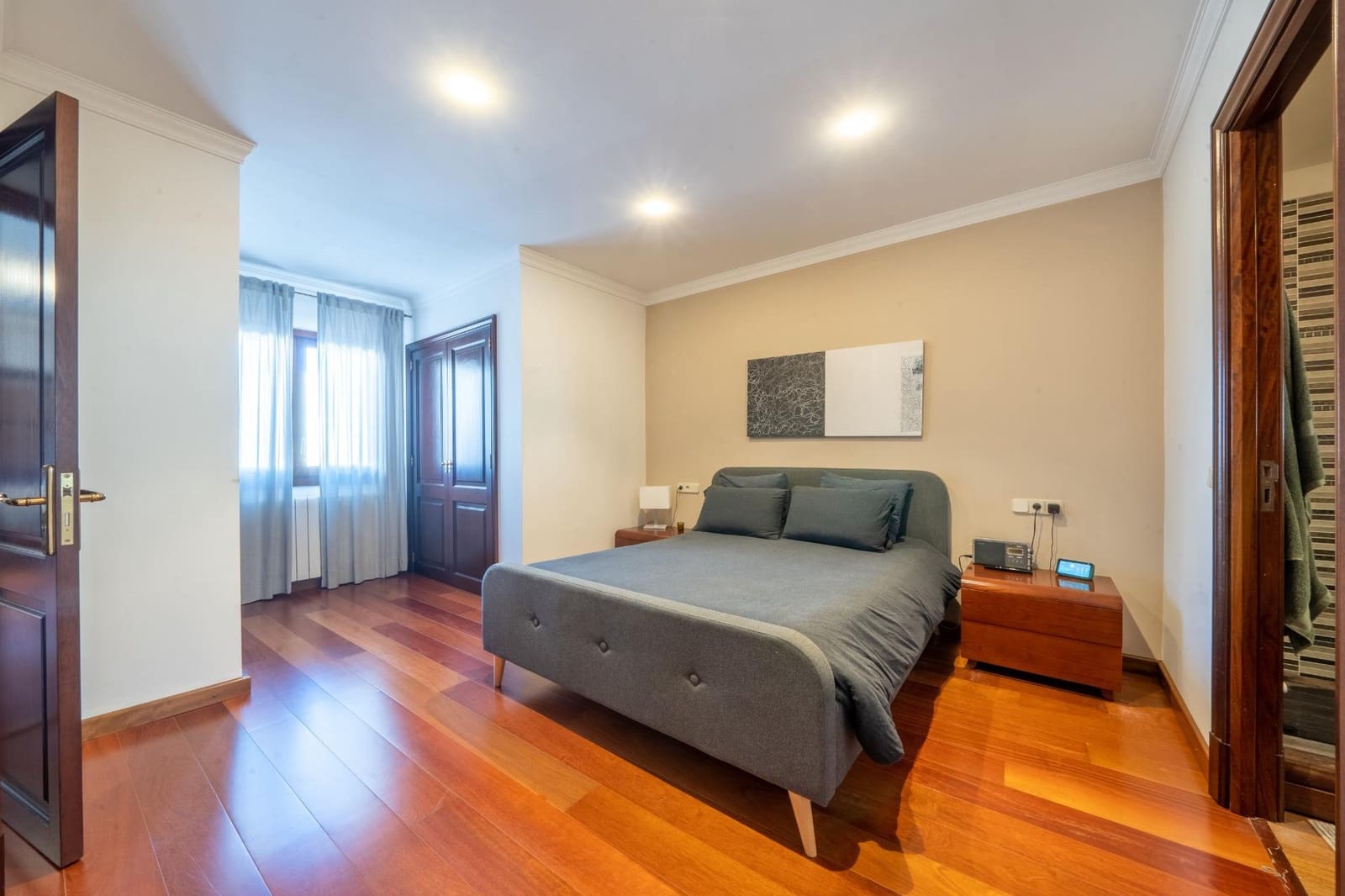 4 bedroom Penthouse for rent in Llucmajor with garage - € 2,000 (Ref: 9778085)