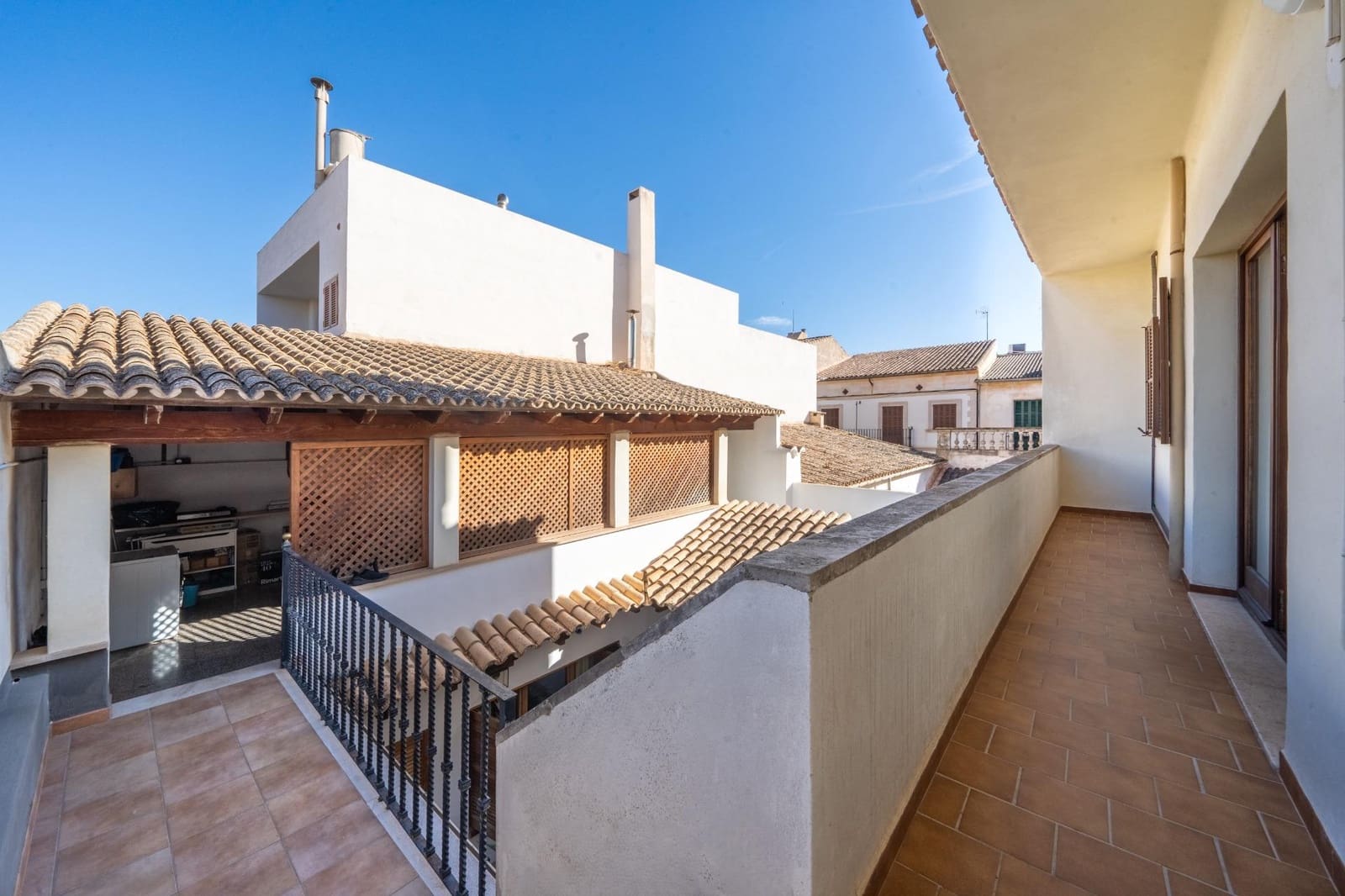 4 bedroom Penthouse for rent in Llucmajor with garage - € 2,000 (Ref: 9778085)