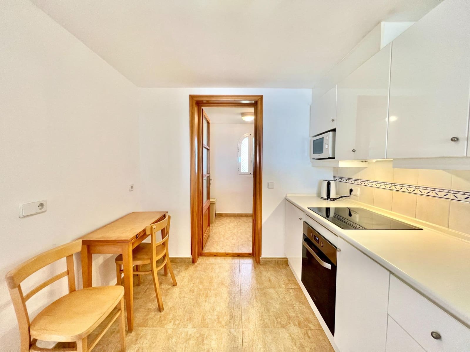 3 bedroom Penthouse for rent in Campos with pool garage - € 2,350 (Ref: 9780512)