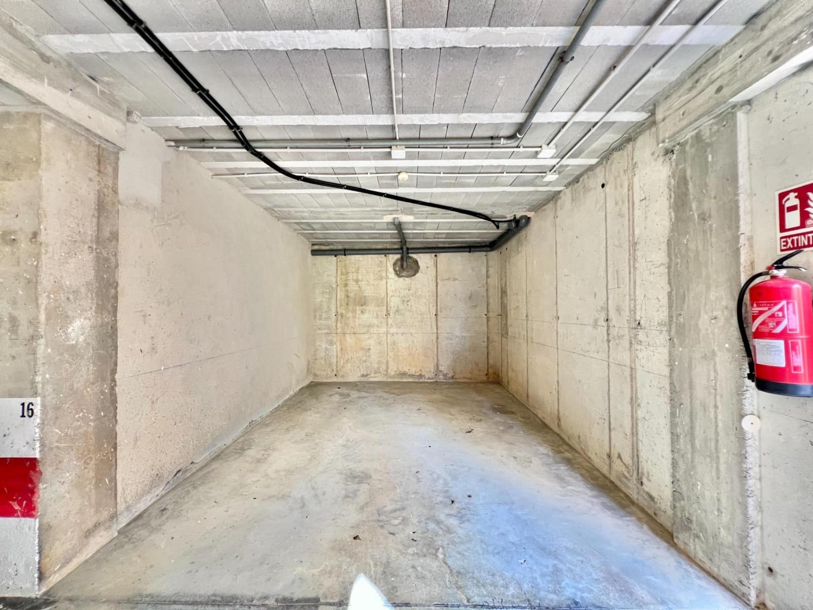 3 bedroom Penthouse for rent in Campos with pool garage - € 2,350 (Ref: 9780512)