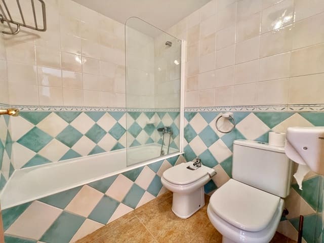 3 bedroom Penthouse for rent in Campos with pool garage - € 2,350 (Ref: 9780512)