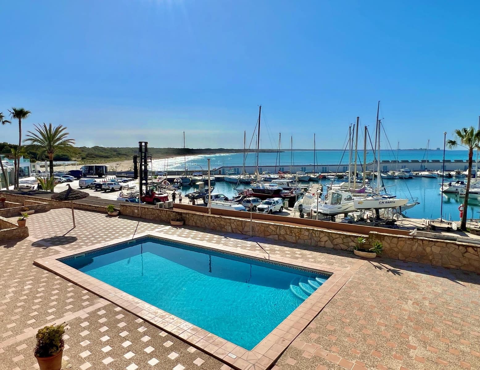 3 bedroom Penthouse for rent in Campos with pool garage - € 2,350 (Ref: 9780512)