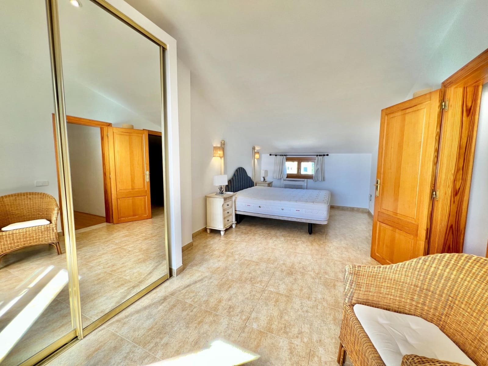 3 bedroom Penthouse for rent in Sa Rapita / La Rapita with pool garage - € 2,350 (Ref: 9780512)