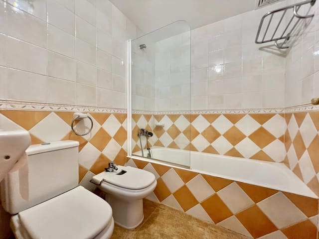 3 sypialnia Penthouse do wynajęcia w Sa Rapita / La Rapita, Campos z basenem garażem - 2 350 € (Ref: 9780512)