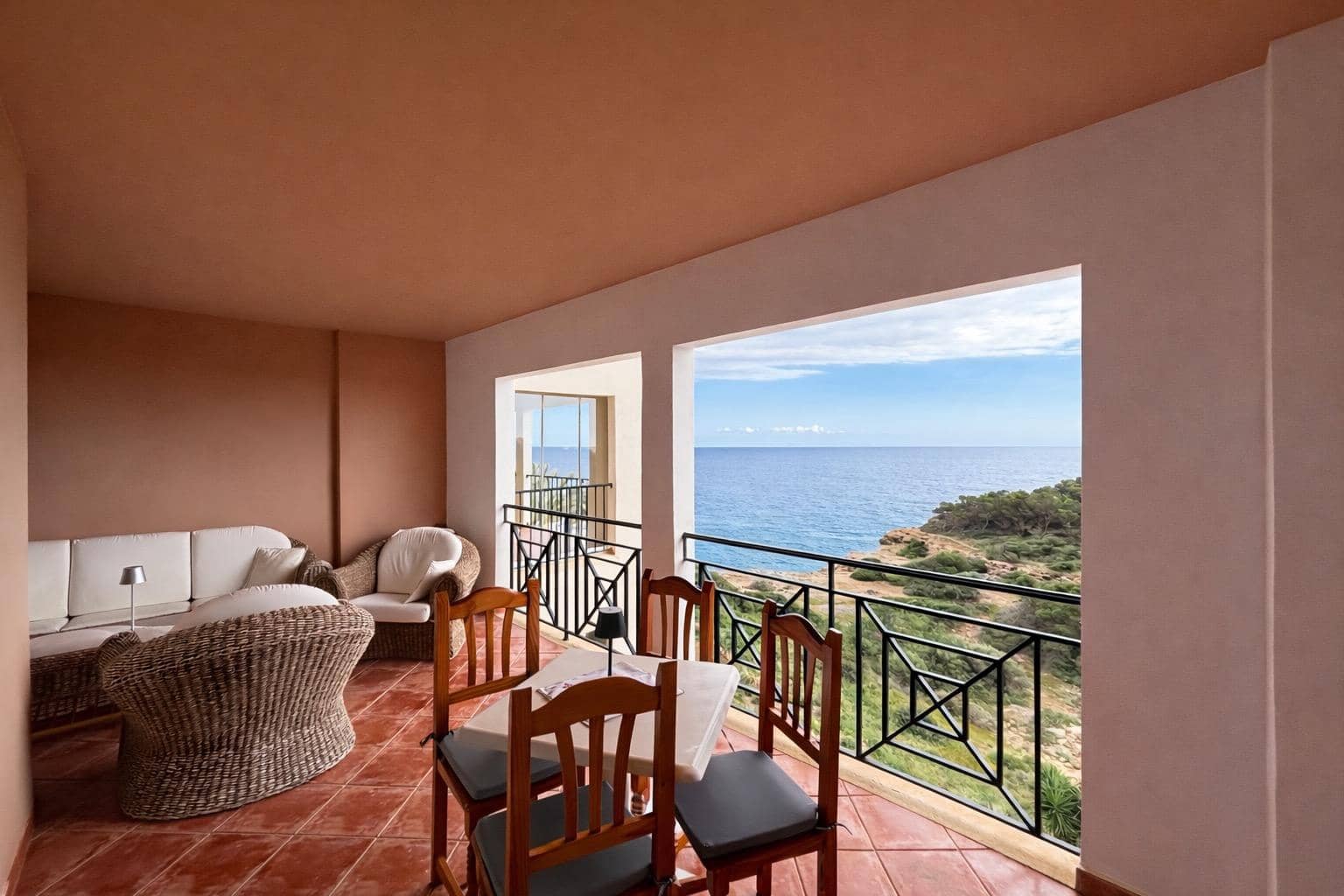 1 bedroom Flat for sale in Llucmajor with pool garage - € 490,000 (Ref: 9780513)