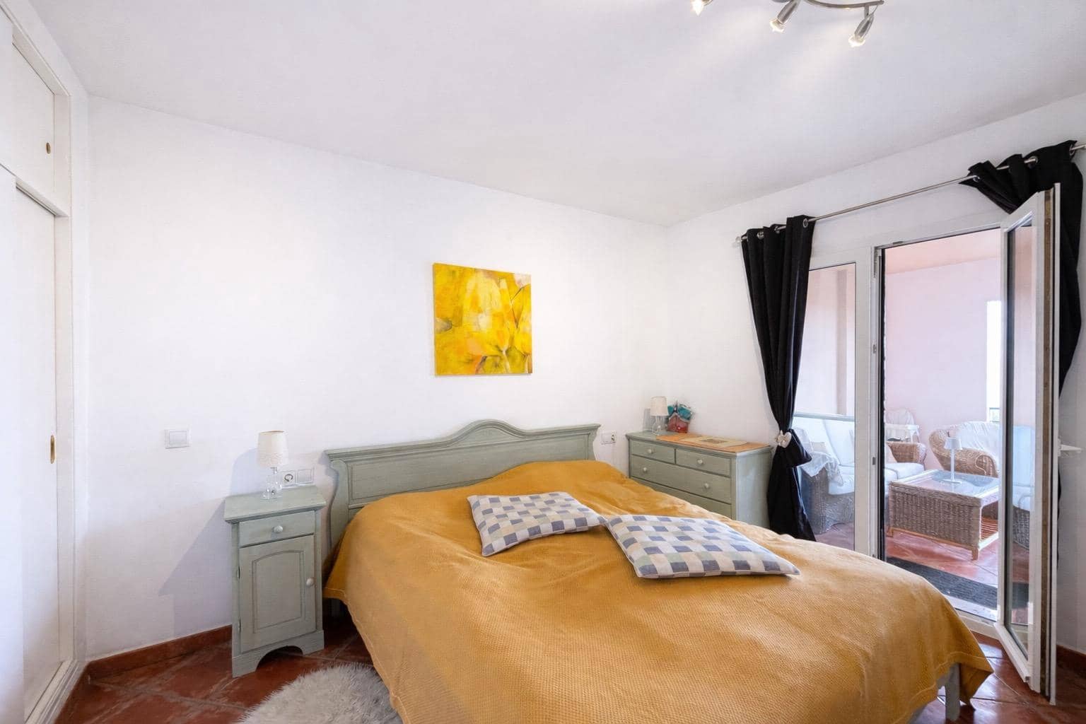 1 bedroom Flat for sale in Llucmajor with pool garage - € 490,000 (Ref: 9780513)