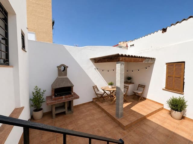 2 makuuhuone Omakotitalo myytävänä paikassa Palma de Mallorca mukana 
autotalli - 380 000 € (Ref: 9815831)
