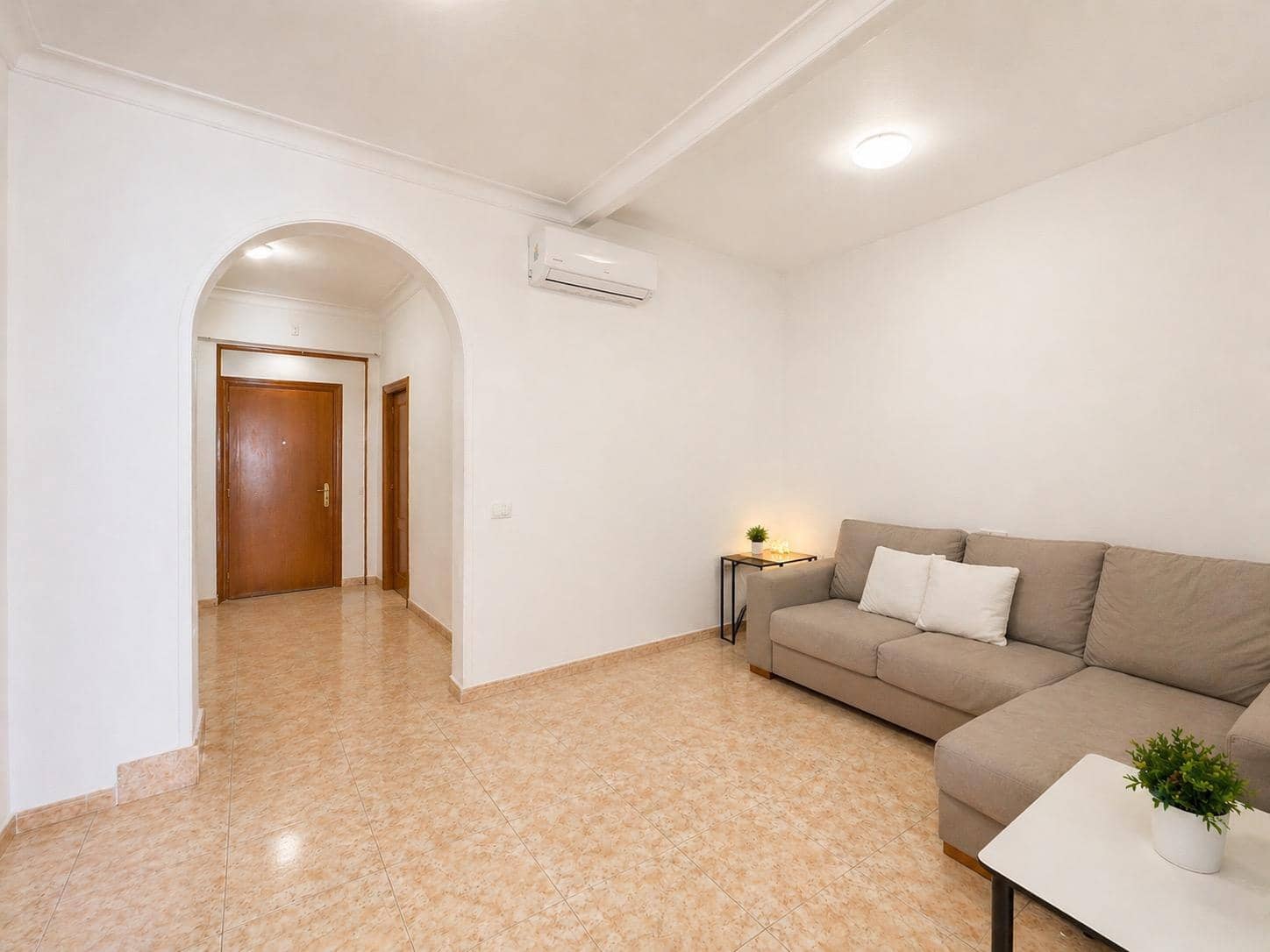 2 makuuhuone Omakotitalo myytävänä paikassa Palma de Mallorca mukana 
autotalli - 380 000 € (Ref: 9815831)