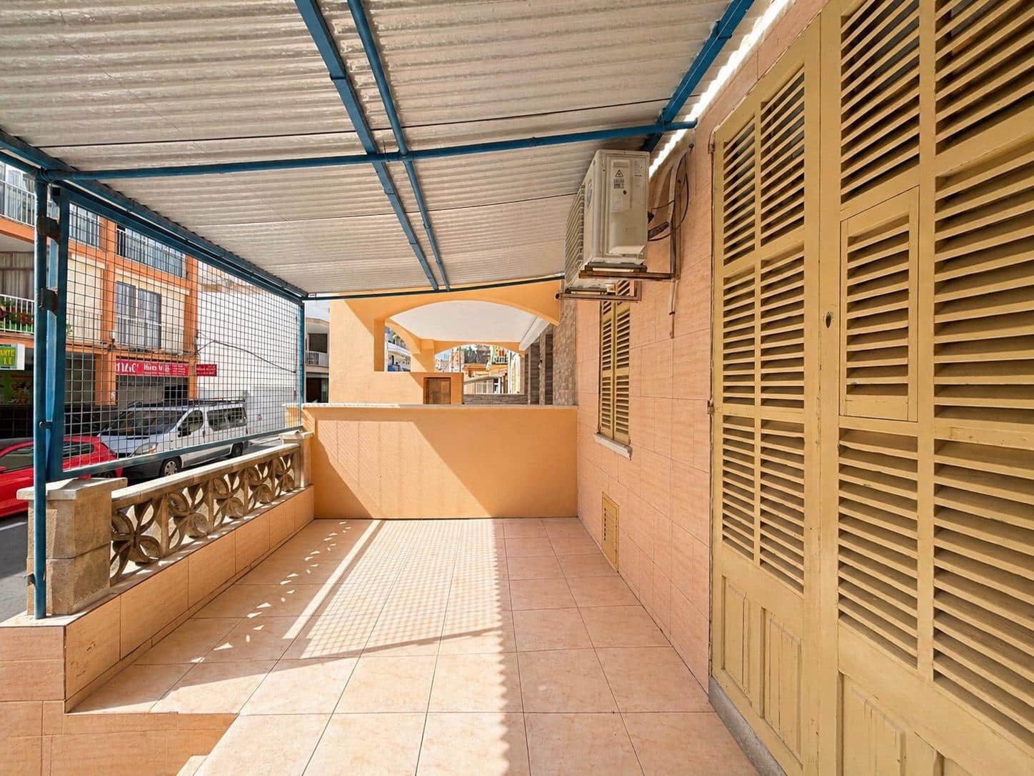 2 makuuhuone Omakotitalo myytävänä paikassa Palma de Mallorca mukana 
autotalli - 380 000 € (Ref: 9815831)