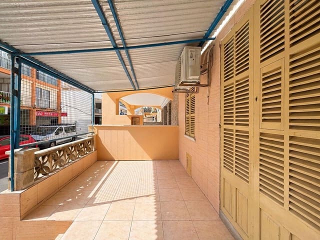 2 makuuhuone Omakotitalo myytävänä paikassa Palma de Mallorca mukana 
autotalli - 380 000 € (Ref: 9815831)