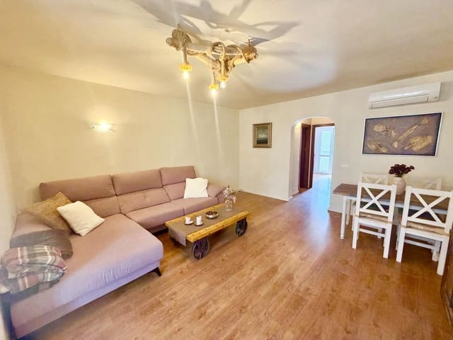 3 chambre Villa/Maison Semi-Mitoyenne à vendre à El Pont d'Inca / Es Pont d'Inca, Marratxí avec garage - 540 000 € (Ref: 9829065)