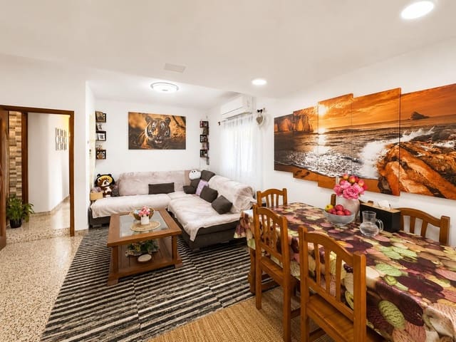 3 bedroom Beach Apartment for sale in Llucmajor with pool - € 550,000 (Ref: 9865158)