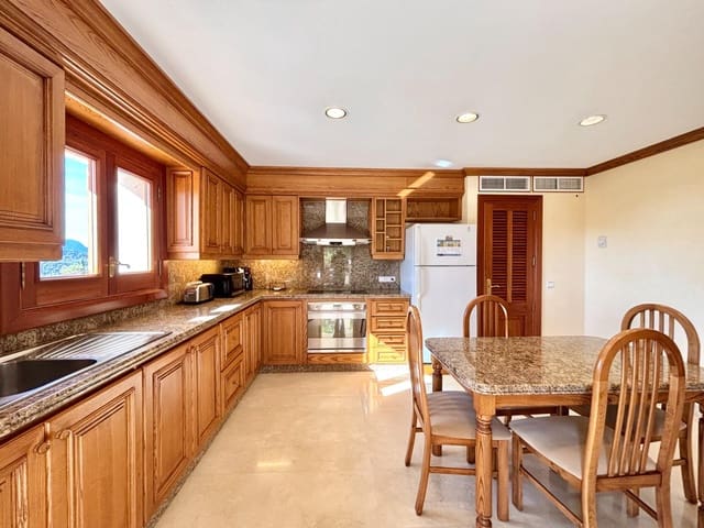 4 chambre Villa/Maison à vendre à Valldemosa avec piscine garage - 2 450 000 € (Ref: 9870209)