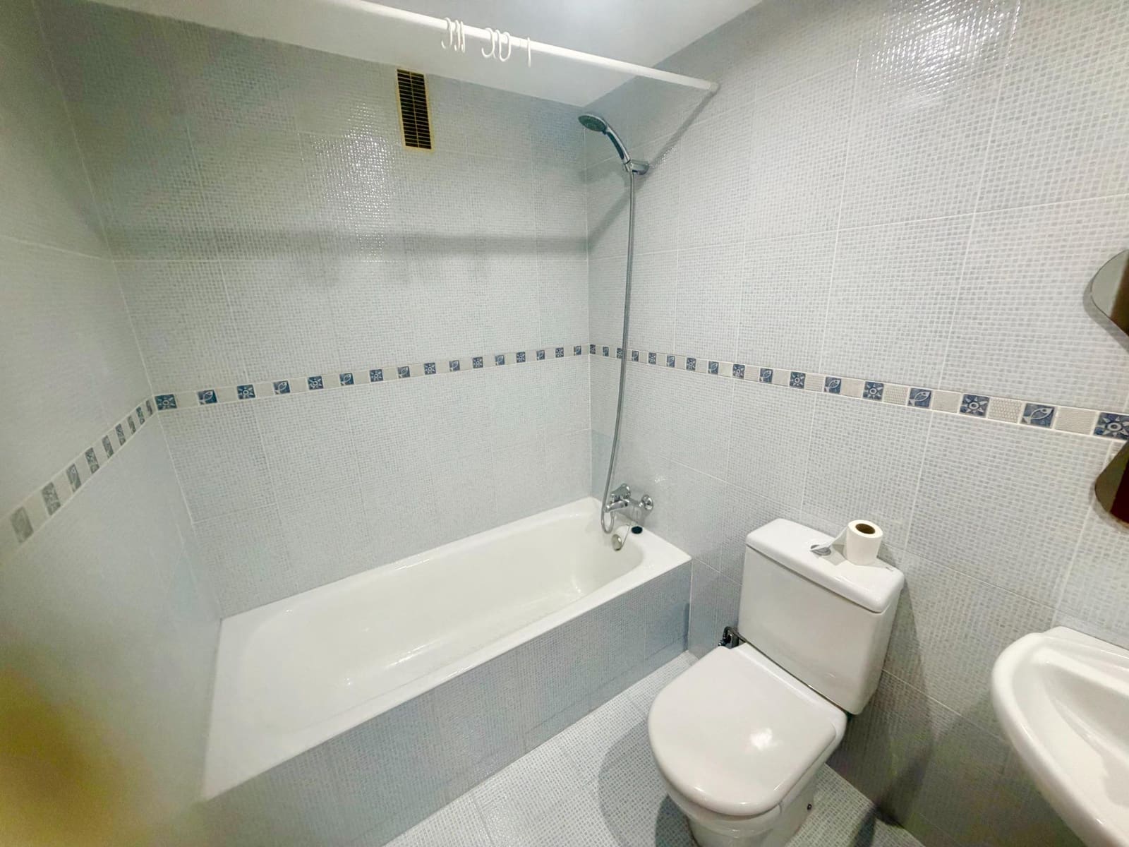 2 bedroom Flat for rent in Palma de Mallorca with pool garage - € 2,000 (Ref: 9873478)