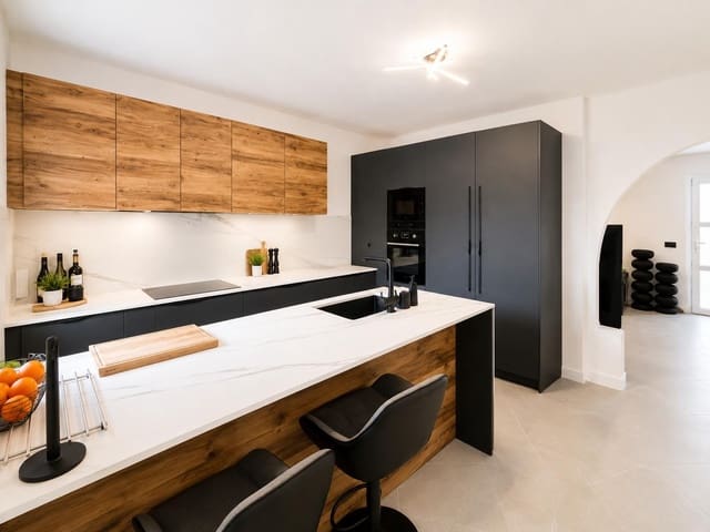 4 chambre Finca/Maison de Campagne à vendre à Sant Joan avec garage - 390 000 € (Ref: 9876385)