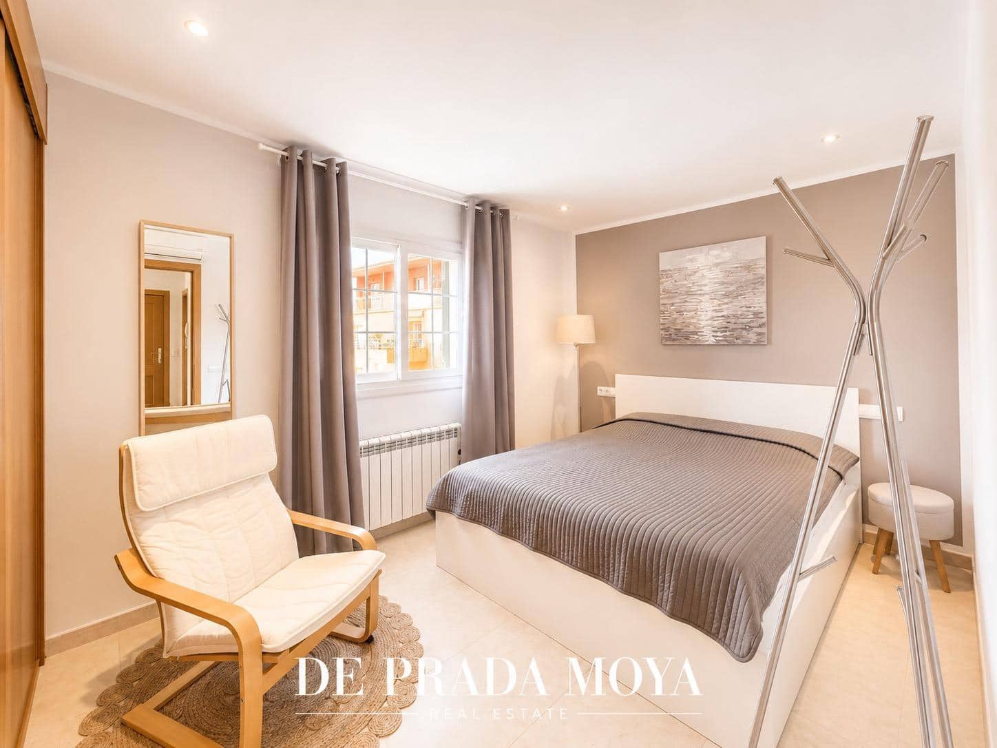 2 bedroom Flat for sale in Llucmajor with pool - € 399,000 (Ref: 9918080)