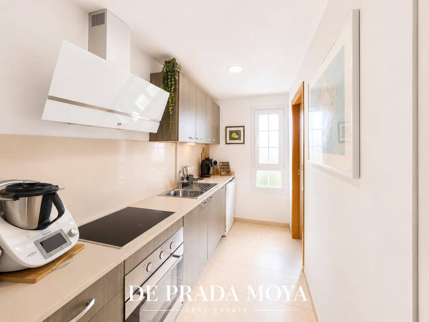 2 bedroom Flat for sale in Llucmajor with pool - € 399,000 (Ref: 9918080)