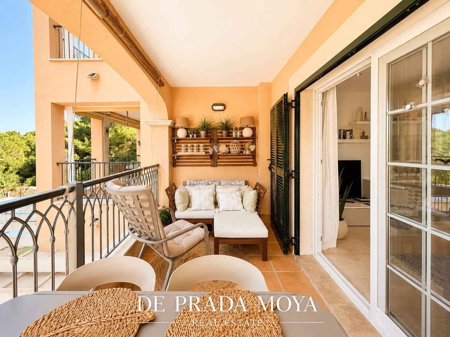 2 bedroom Flat for sale in Llucmajor with pool - € 399,000 (Ref: 9918080)