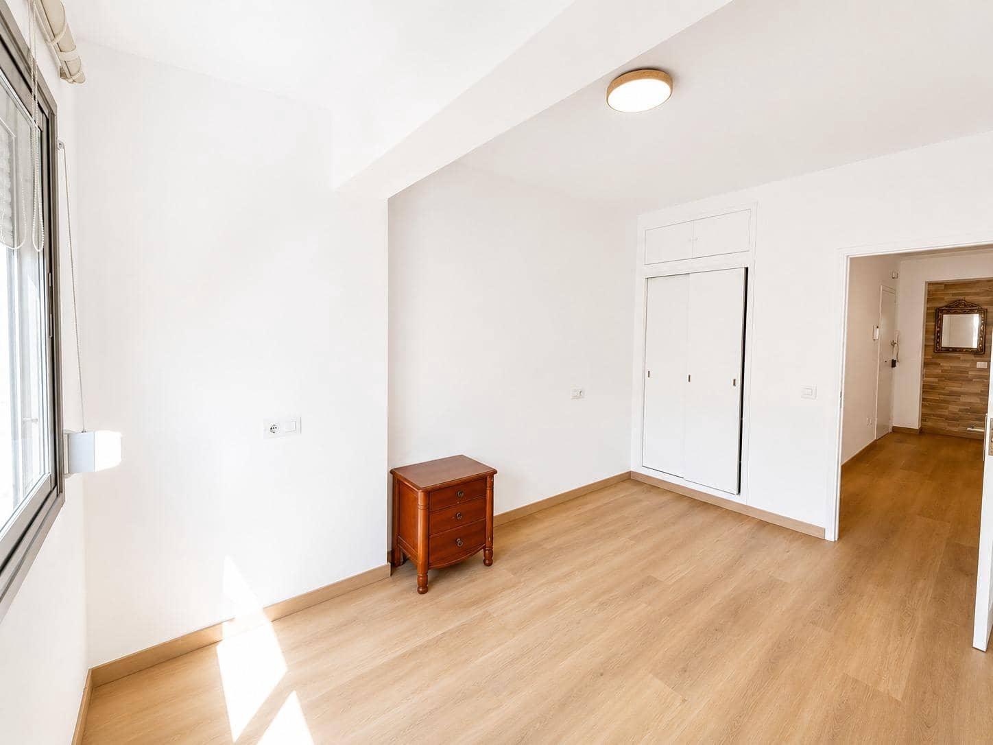 3 bedroom Flat for rent in Palma de Mallorca - € 1,650 (Ref: 9929358)