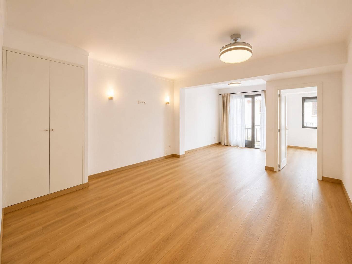 3 bedroom Flat for rent in Palma de Mallorca - € 1,650 (Ref: 9929358)