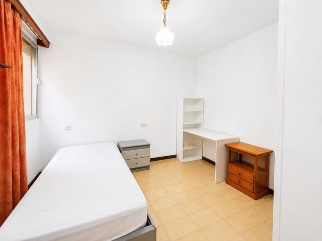 4 bedroom Flat for rent in Bons Aires, Palma de Mallorca - € 1,750 (Ref: 9945698)