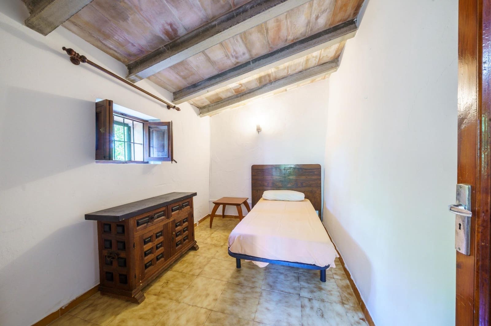 4 bedroom Finca/Country House for sale in Arta with garage - € 950,000 (Ref: 9949754)