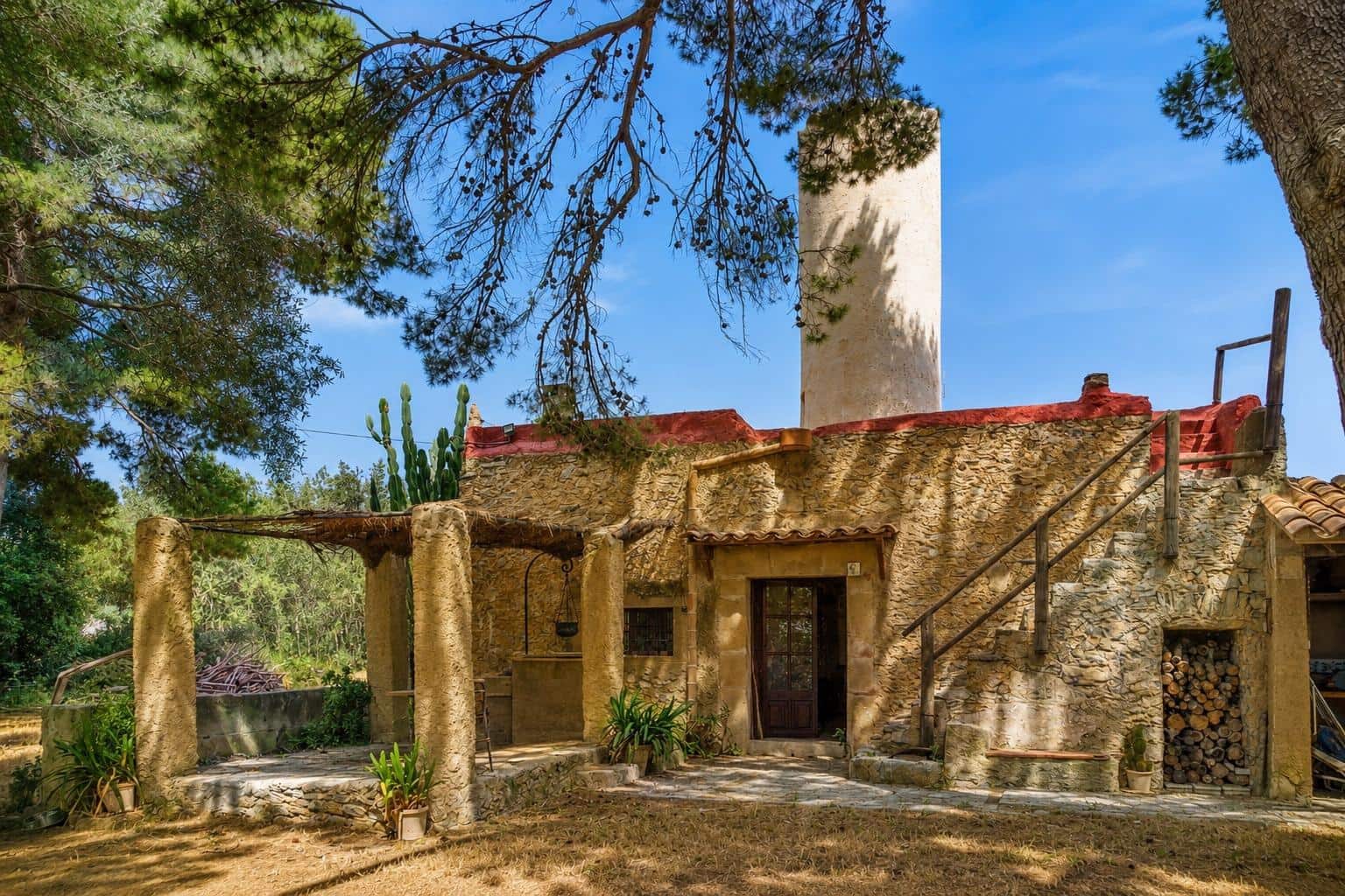 4 bedroom Finca/Country House for sale in Arta with garage - € 950,000 (Ref: 9949754)