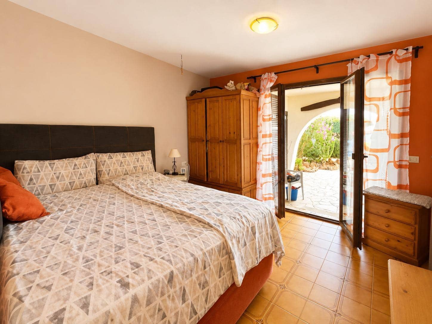 2 bedroom Terraced Villa for sale in Llucmajor with pool garage - € 495,000 (Ref: 9975403)