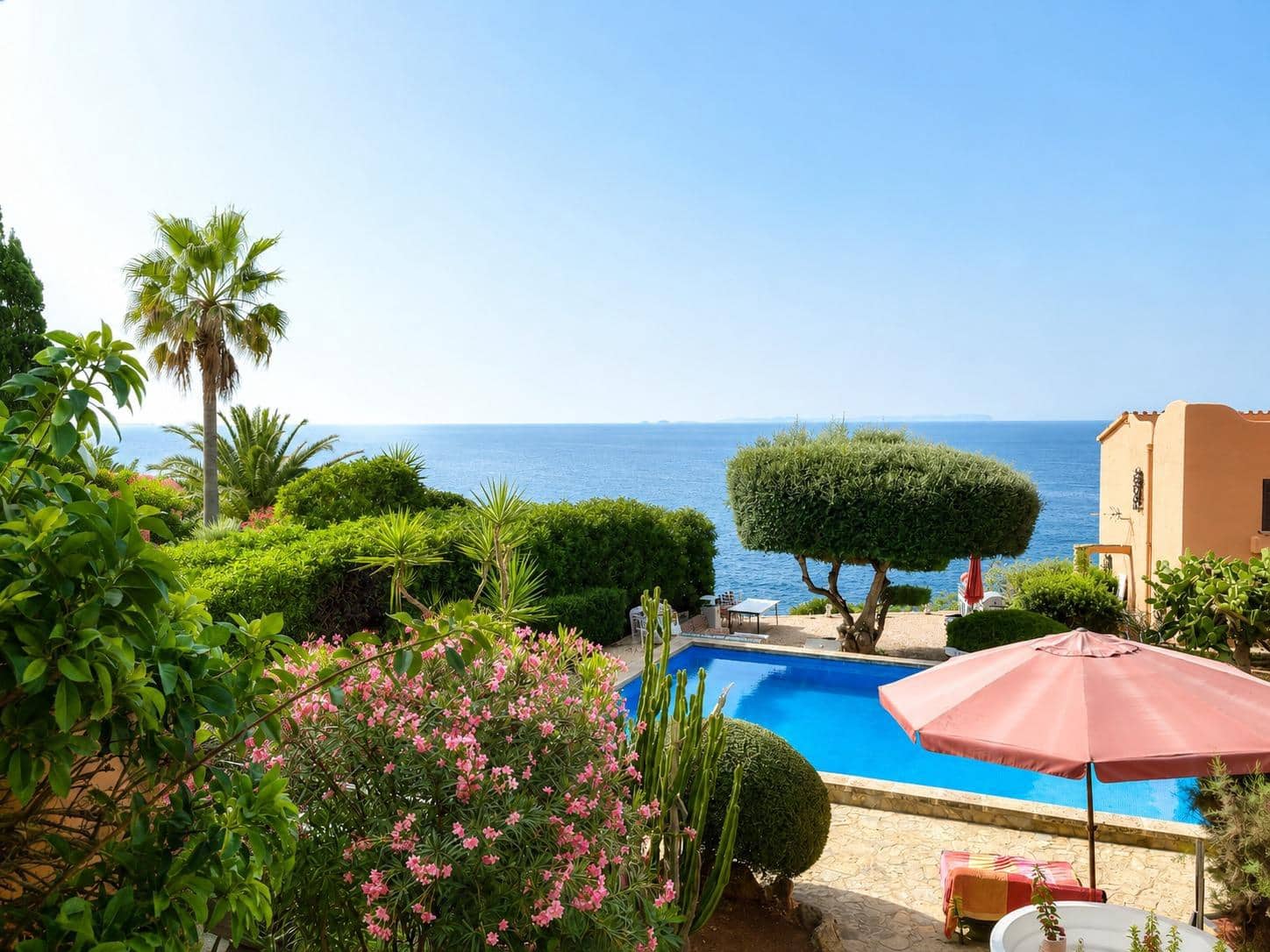 2 bedroom Terraced Villa for sale in Llucmajor with pool garage - € 495,000 (Ref: 9975403)