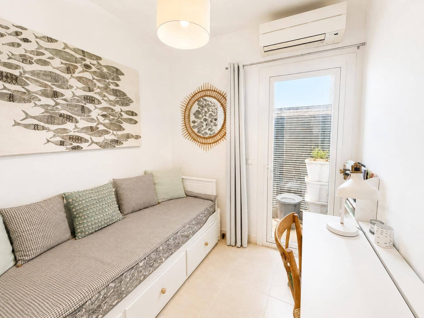 2 bedroom Flat for rent in Llucmajor with pool - € 1,600 (Ref: 9984978)