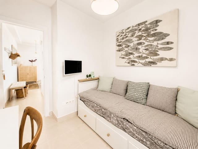Appartement de 2 chambres à louer à Llucmajor avec piscine - 1 600 € (Ref: 9984978)