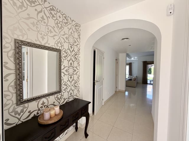 3 quarto Moradia em Banda para venda em Puig de Ros, Llucmajor com piscina garagem - 1 040 000 € (Ref: 10124549)