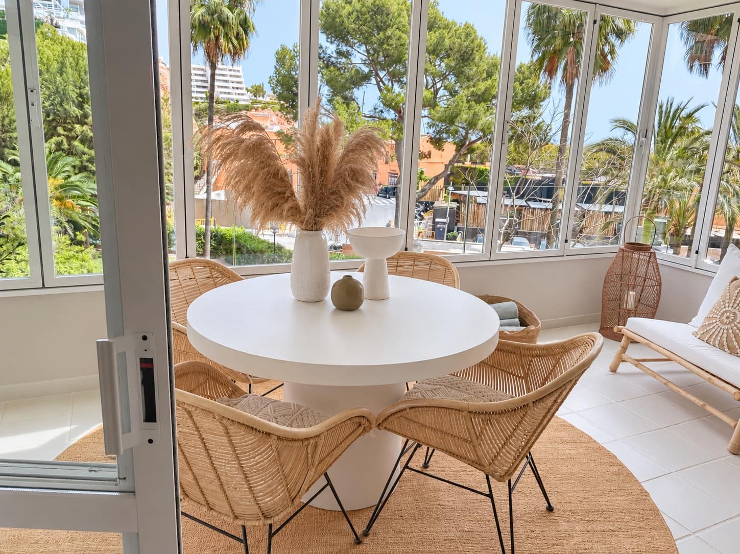 2 bedroom Apartment for sale in Puerto Portals with pool - € 929,000 (Ref: 10168885)