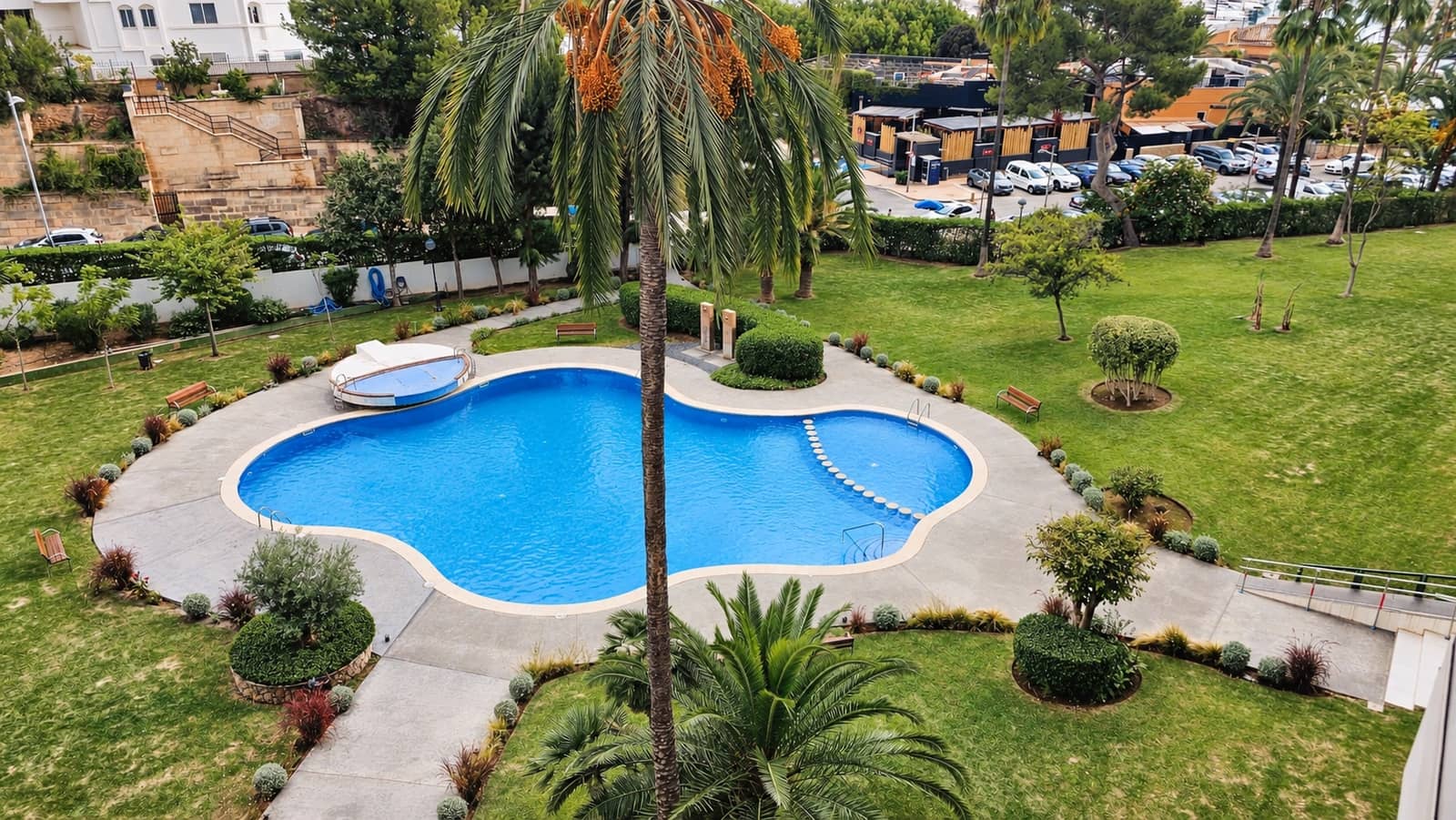 2 bedroom Apartment for sale in Puerto Portals with pool - € 929,000 (Ref: 10168885)